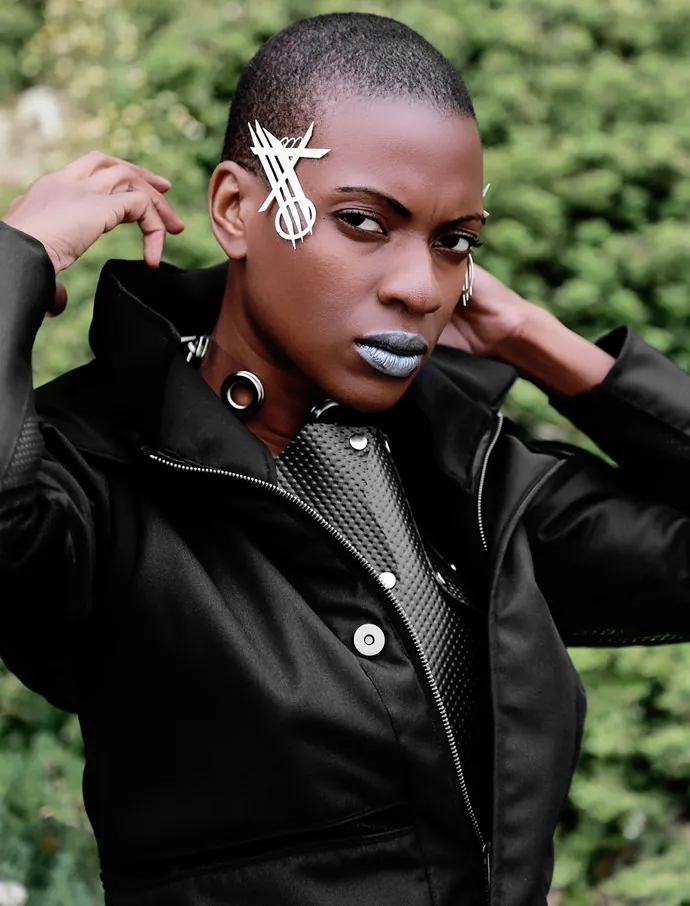 Anika Perkins — Anika Perkins / KALTBLUT Magazine · frame 08 · Lloyd Galbraith